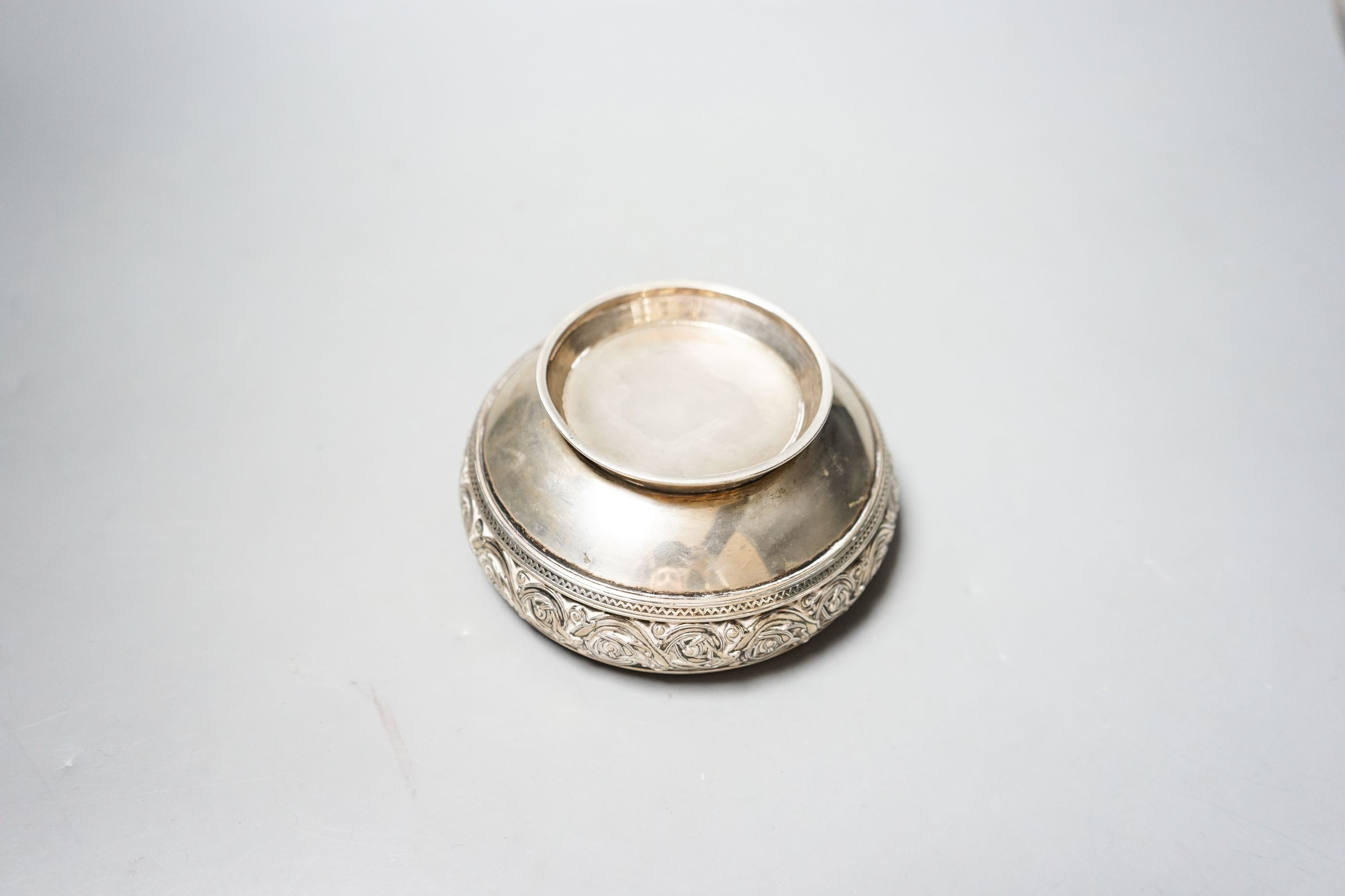 A 20th century Norwegian Thune embossed 830s white metal bowl, 12.7cm, 7oz.